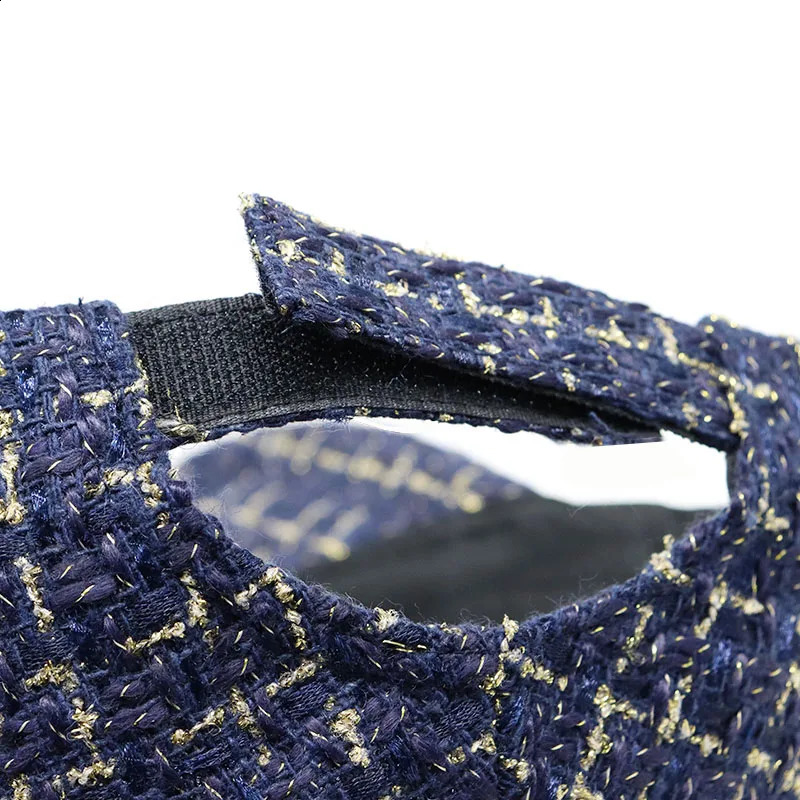 Womens Plaid Baseball Cap Autumn Winter Warm Metallic Color Snpack Caps for Ladies Thick Woolen Bone Gorras Sun Hat 250321