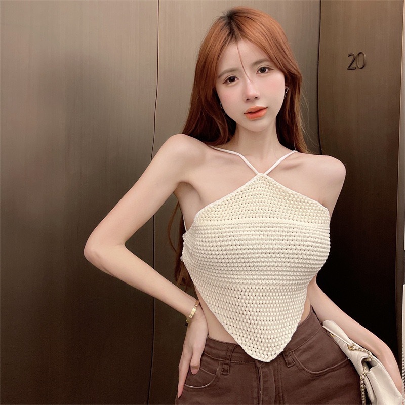 2025 New Spicy Girl Hanging Neck Sexy Designer Small Vest Beach Outdoor Beautiful Vest Slim Fit Pure Desire To Wear Strapless Short Top