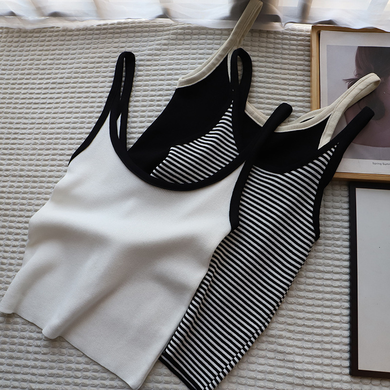 2025 Summer New Designer Women's Simple Slim Fit Tank Top Outdoor Breathable Beach Pure Desire Sexy Top Fashion Casual Short Sleeve