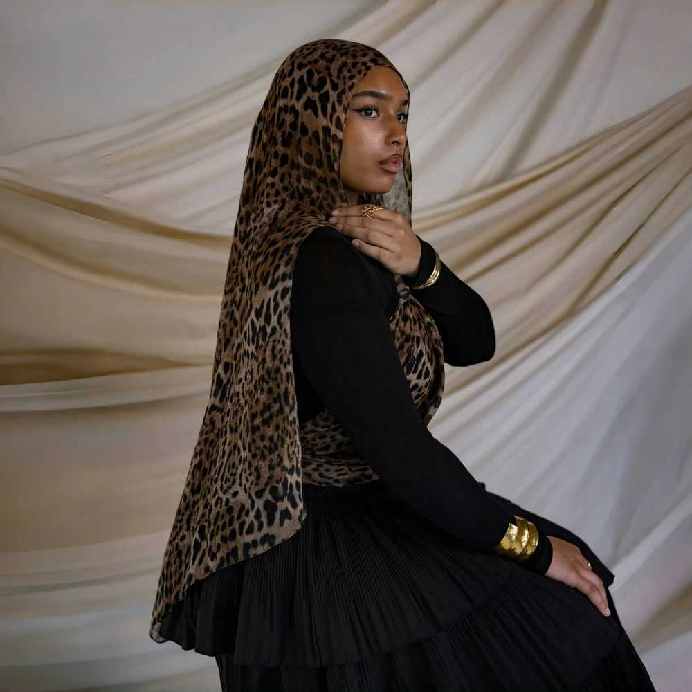Large size classic leopard print scarf Banda Muslim Wen Trendy Voile soft headscarf shawl Popar style long scarf bag X250324