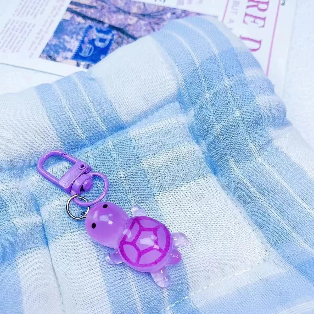 20PC Glow in The Dark Turtle Keychain for Women Bag Pendant Cute Luminous Tortoise Key Chains Animal Keyring Girl Friend DIYGift 250324