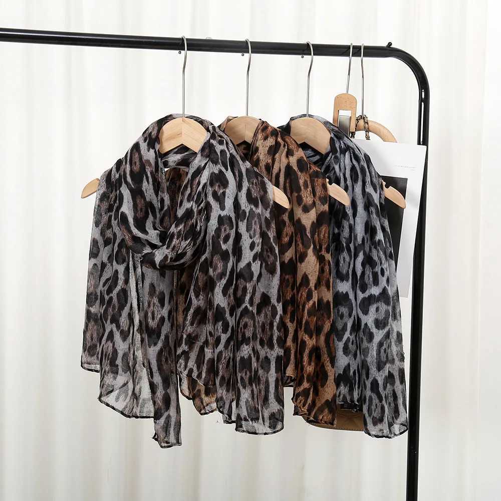 Large size classic leopard print scarf Banda Muslim Wen Trendy Voile soft headscarf shawl Popar style long scarf bag X250324