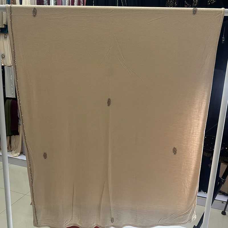 Luxury Czech Diamond Merceri Cotton Jersey Scarf Muslim Wan Premium Shining Shawl Headscarf Arab Fem Elastic Turbine Packaging X250324