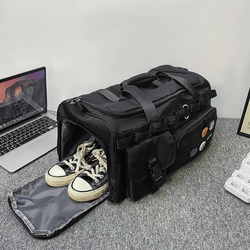 Large Capacity Nylon Travel Duffle Bag Men and Women Waterproof Sports Backpack 250327