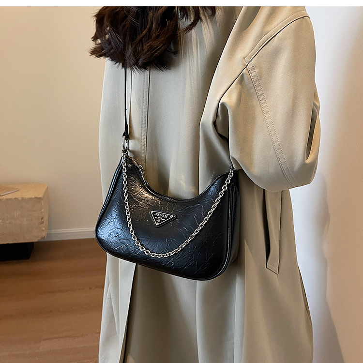 Free shipping designer bag 2025 new High-end stylish niche-designed women bag new popular and trendy versatile crossbody bag single-shoulder and under