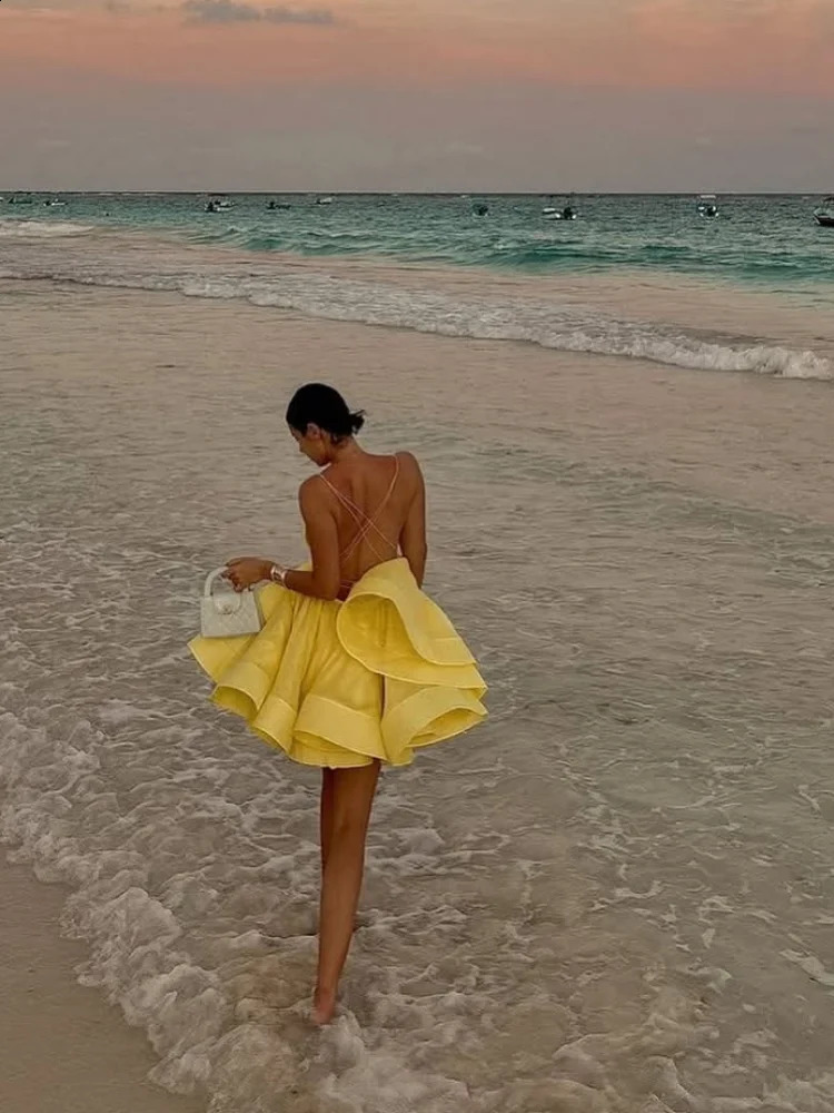 Sexy Backless Lace-up Loose Pleated Hem Mini Dress Women Sleeveless High Waist A-line Dresses 2025 Yellow Vocation Partywear 250322