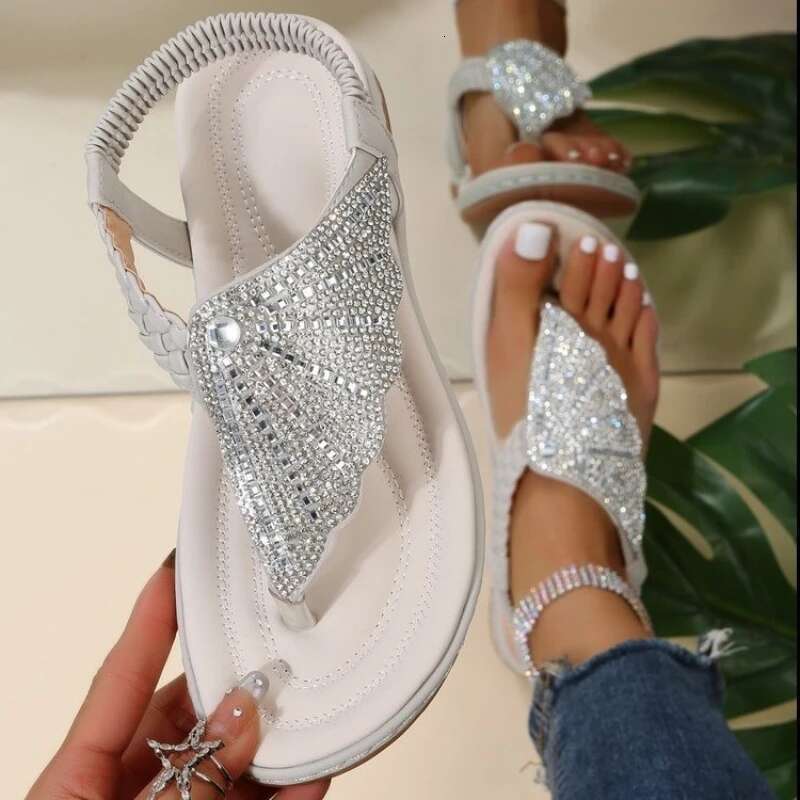Sandals 2025 Summer Fashion Rhies Slippers Outdoor Beach Flats Women Casual Clip Toe Sandalias De Mujer