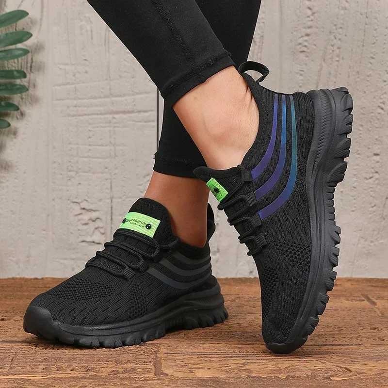 Womens grid sports shoes industrial casual style lightweight N-slip sole outdoor walking training basketball sports shoesXJ250324