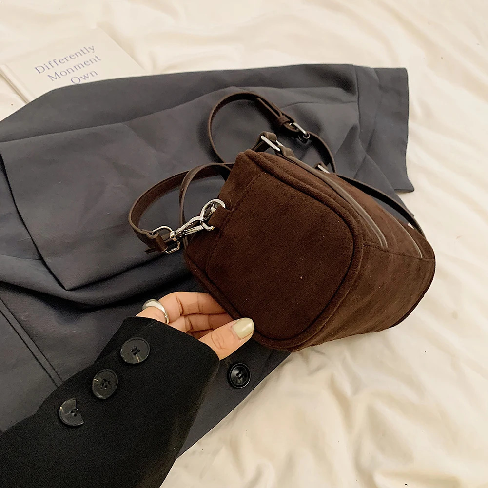 Women Suede Shoulder Bag Adjustable Strap Boston with Interior Pocket Tote Zipper Handbag for Work Travel 250317