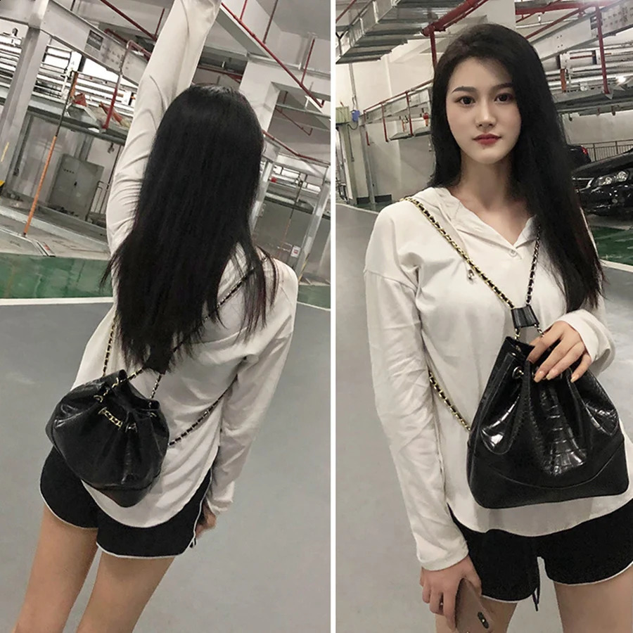 Home>Products>Fashion>Fashion>Crocodile Printed Shoulder Bag 250318