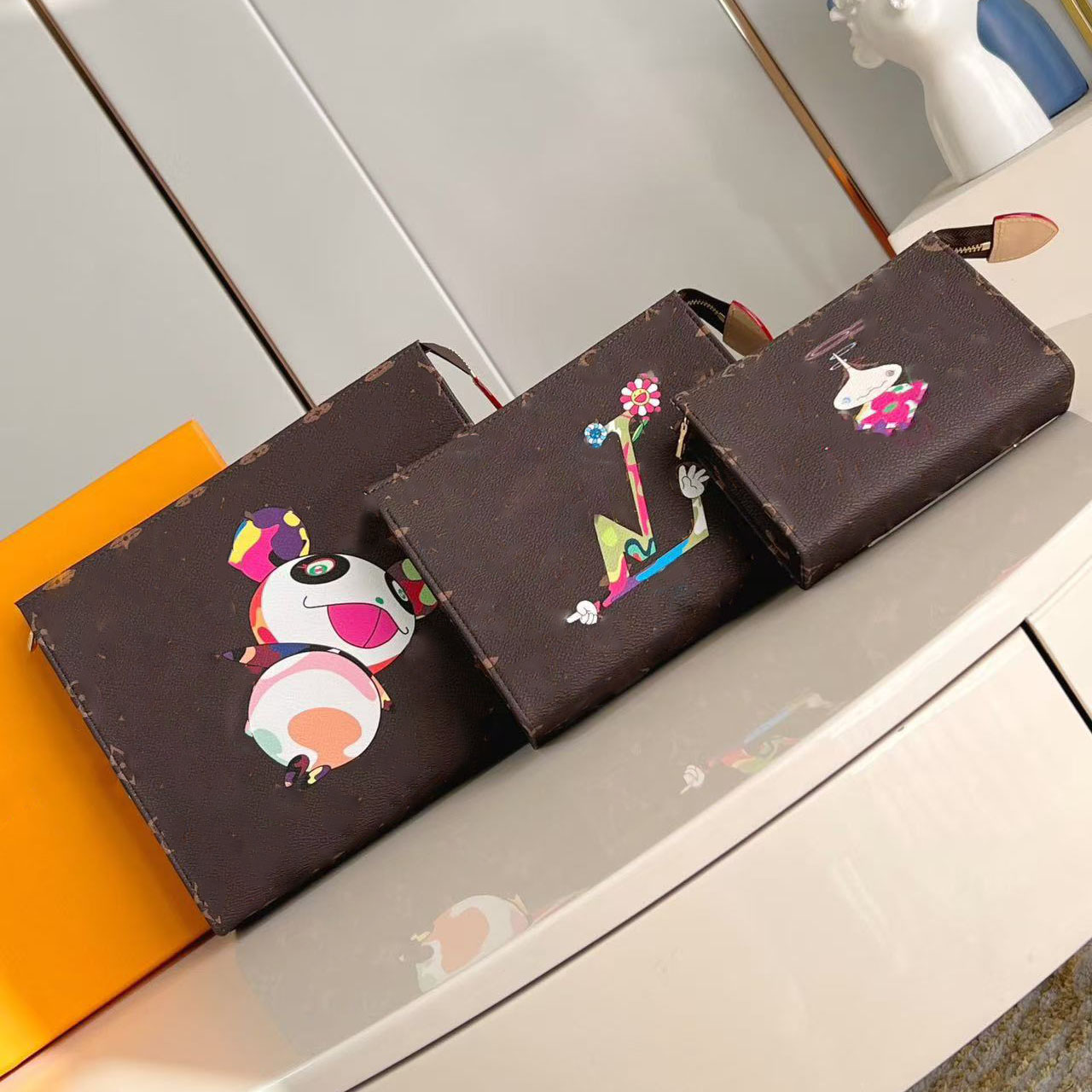 TM TRIO TOR TOHERETHING SCHECH 3 in 1 Trio Toilet Sac Sac de concepteur décontracté Femmes Cosmetic Sac de toile de toilette Pouchée Poux d'embra