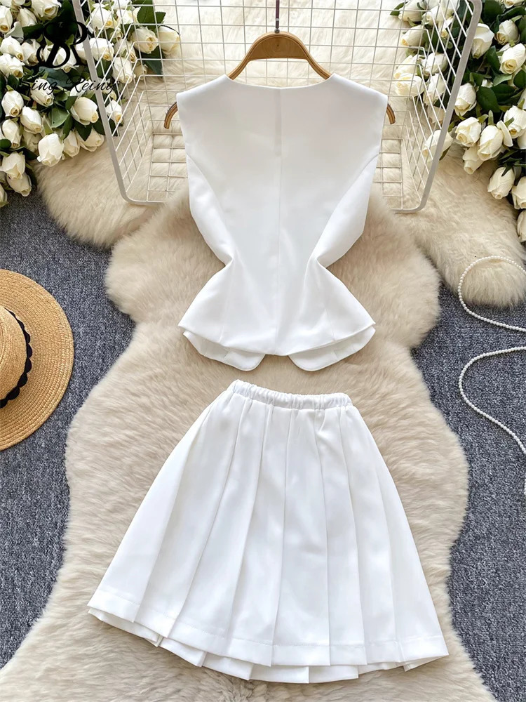 SINGREENY Elegant Solid OL Set Single Chest ShirtDrawstring Mini Wrinkle Skiing 2025 Summer Womens Two Piece 250322