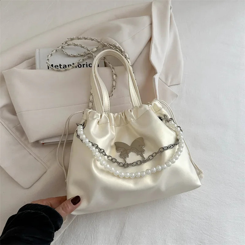 Silver Butterfly Backpack Womens Trendy Fashion Korean Pearl Chain Backpack Versatile Handbag 250318