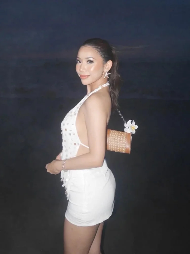 Elegant Women Sequins Patchwork Hollow Out Halter Tops Sexy V Neck Backless Sleeveelss Cropped Vest Summer Chic Lady Tank Top 250324