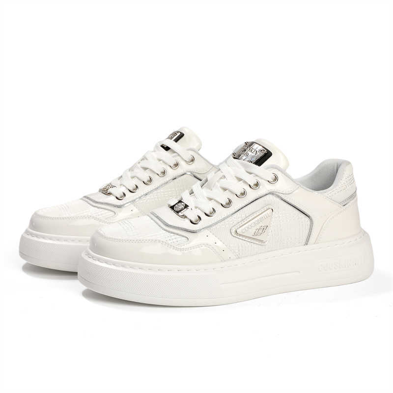 Luxury designer white casual shoes Rubber soft soled flats Nail flats High-end gold-rimmed men women PROM wedding Shoes Sneakers