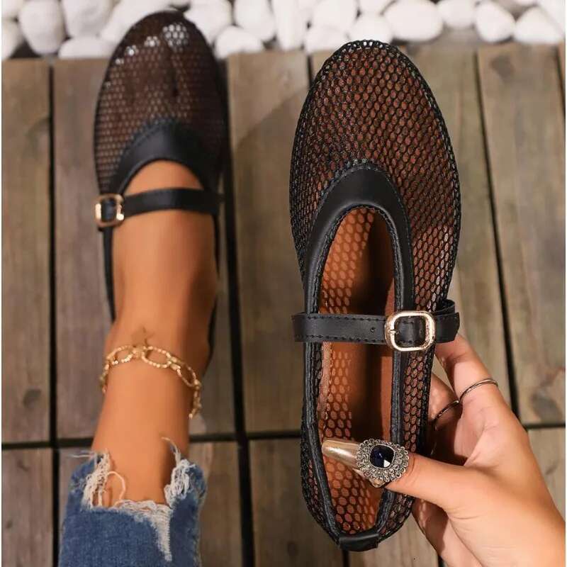New Hollowed Out Women's Flat Shoes Leather Buckle Spring and Summer Fashion Moccasins Mary Jane Ballet Flats Women