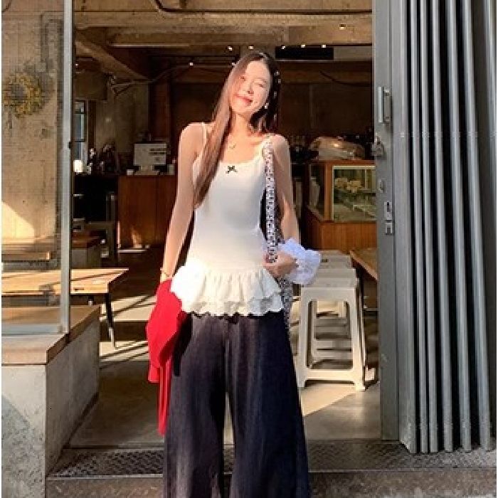 White Camisole Vest Women In Spring And Summer Slim Fit Outer Layered For Inner Wear Ballet Style Hem Lace Base Top