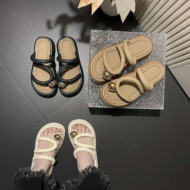 Set of Women's Sandals Summer Wear New Fashion Thick Bottom Bread Beach Medium with Skirt French Slippers