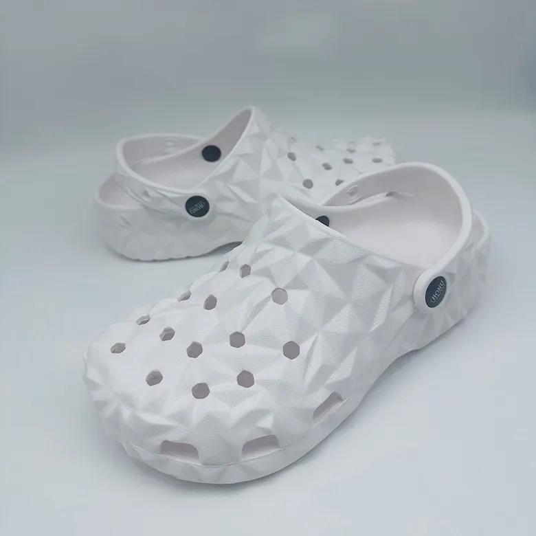 Baotou sandals Designer slipper free Shipping flat slippers durian hole shoes outdoor sandals for women men beach new 2025