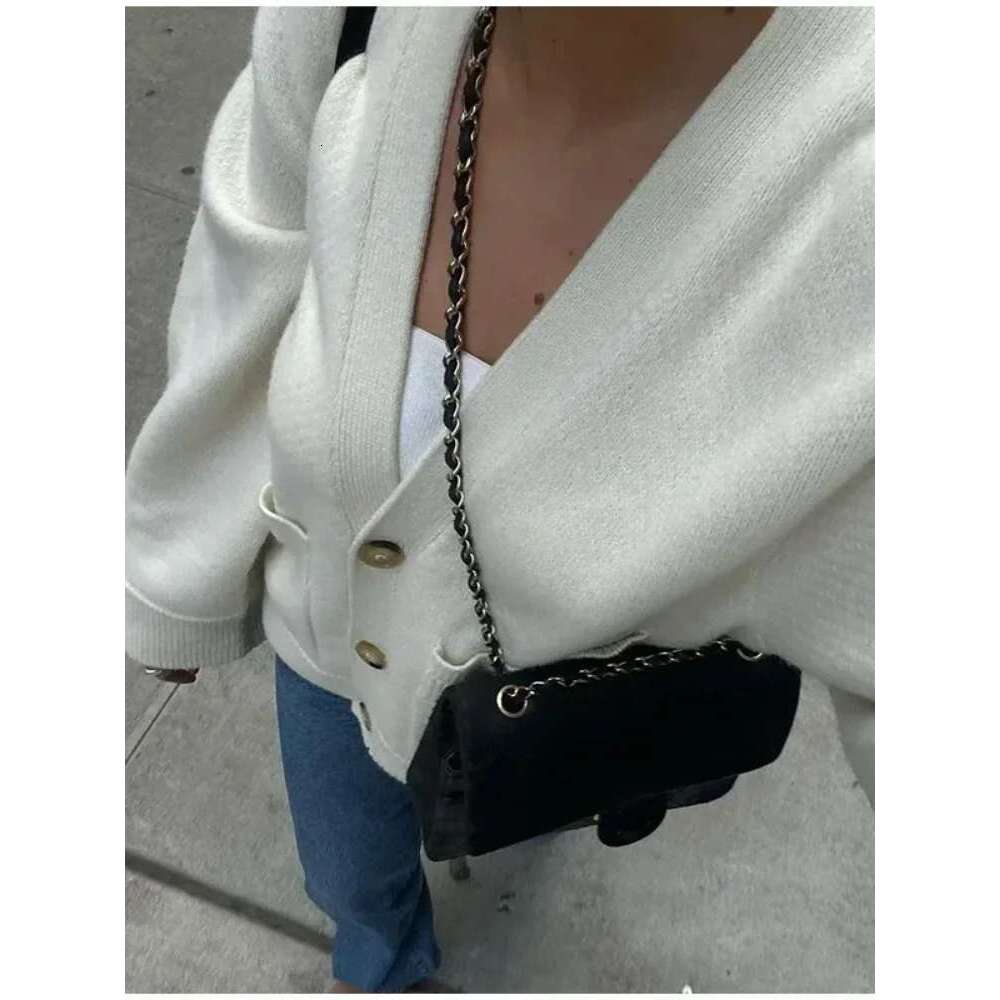 Women's Solid V Neck Warm Knitted Cardigan Elegant Single Breasted Long Sleeves Sweater 2024 New Autumn Female Commuter Knitwear