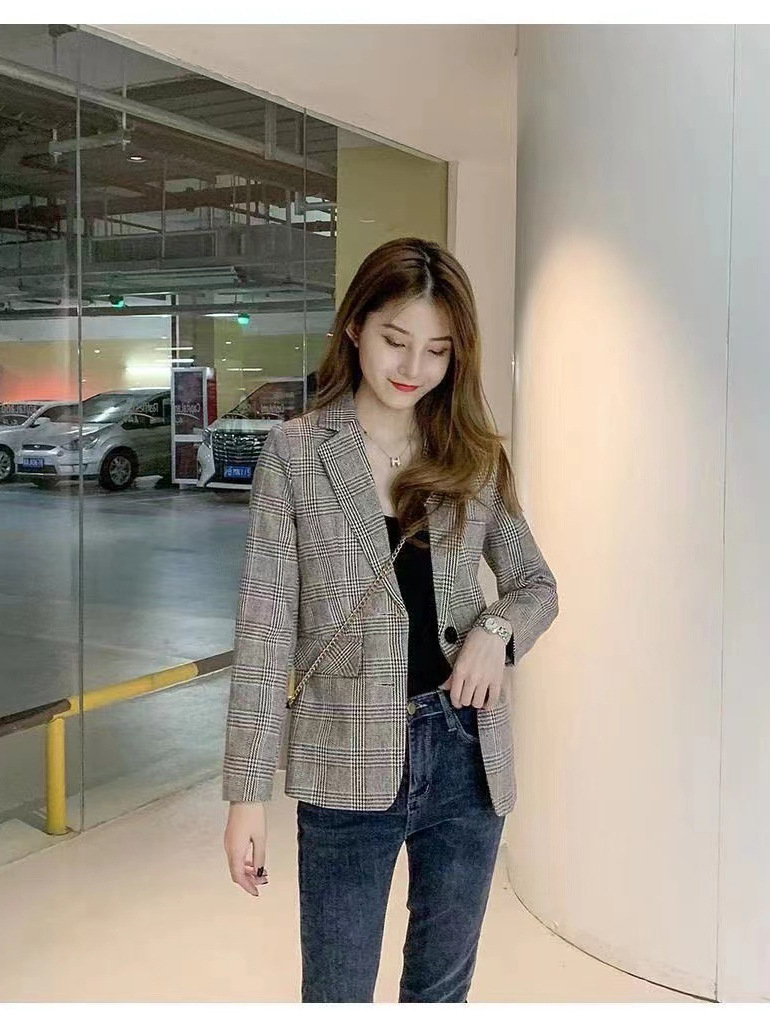 T321Contemporary Korean Casual Suit: Versatile Mid-Length, Double-Breasted Design for Seasonal Wear