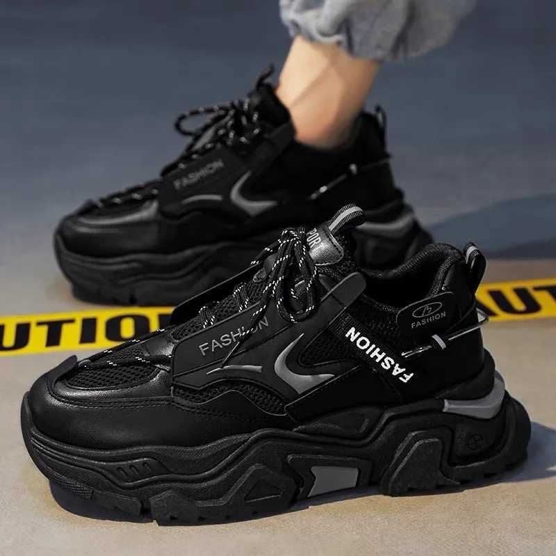 High quality mens platform sports shoes Fi breathable sports version running shoes dad shoes comfortable walking shoesXJ250324