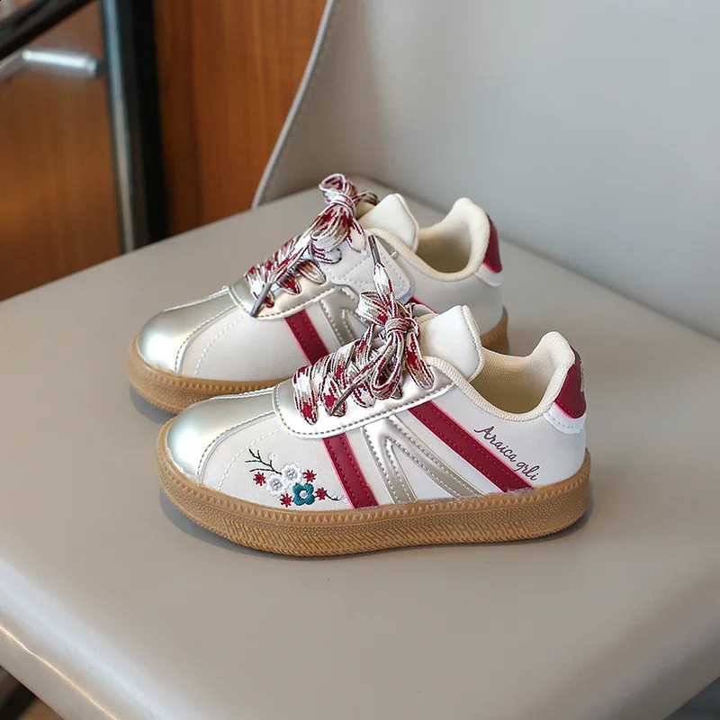 Spring Childrens Shoes Fashion Soft soled Non slip Girls Casual Sneakers Comfortable Student Running Shoes Sneakers 250324