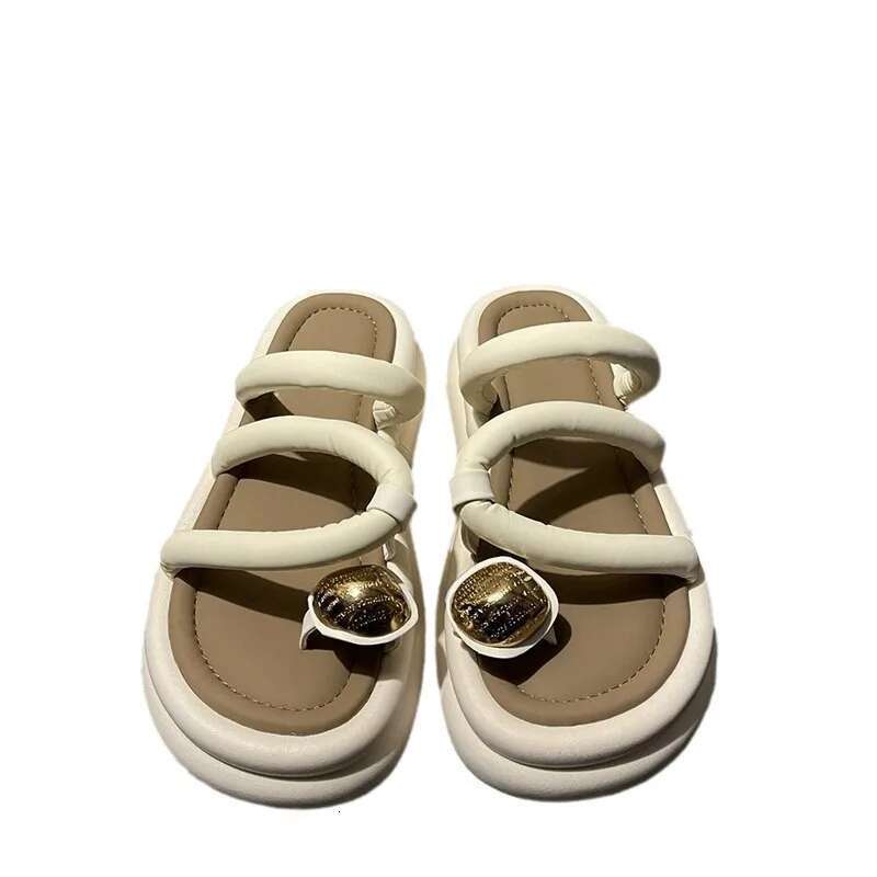 Set of Women's Sandals Summer Wear New Fashion Thick Bottom Bread Beach Medium with Skirt French Slippers