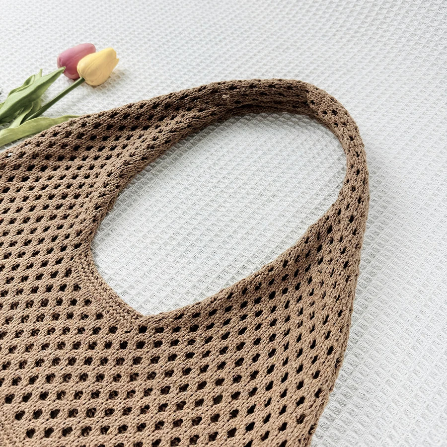 Simple hollow knitted handbag fashionable womens handbag underwear large capacity retro handbag 250320