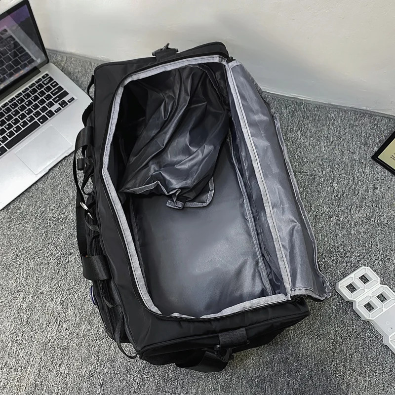 Large Capacity Nylon Travel Duffle Bag Men and Women Waterproof Sports Backpack 250327