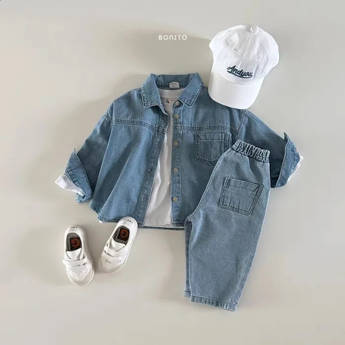 Autumn Baby Long Sleeve Denim Jacket Baby Jacket Pocket Collar Jacket Childrens Casual Jacket Retro Baby Denim Top 250324