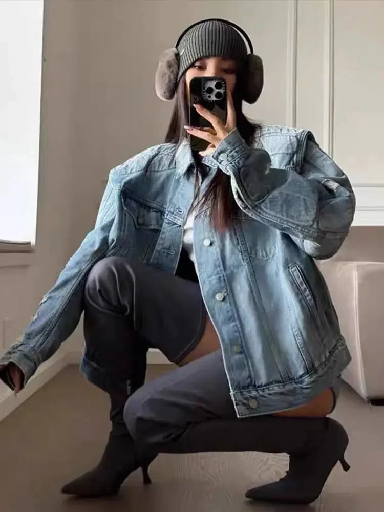 High Street Harajuku Washing and Old Denim Jacket Men Hip-hop Gothic Punk Y2K Streetwear Trendy Retro Casual Loose Coats 250318