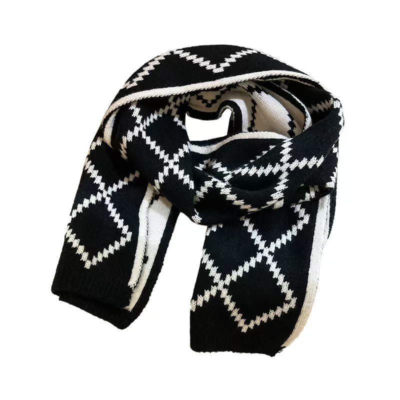 T346 new style all-match scarf for women winter trend warm student diamond pattern neck shawl