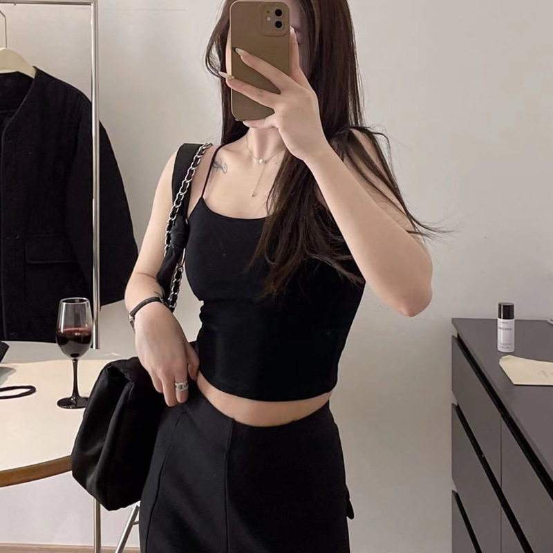 2025 New Spring/summer Beautiful Back Strap Wrap Chest Vest Outdoor Women's Fixed One Piece Cup Designer Big Dew Vest Beach Hot Girl Outerwear Wi