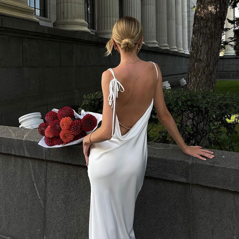 Swing collar 2025 summer new hot and spicy high slit backless strap camisole dress