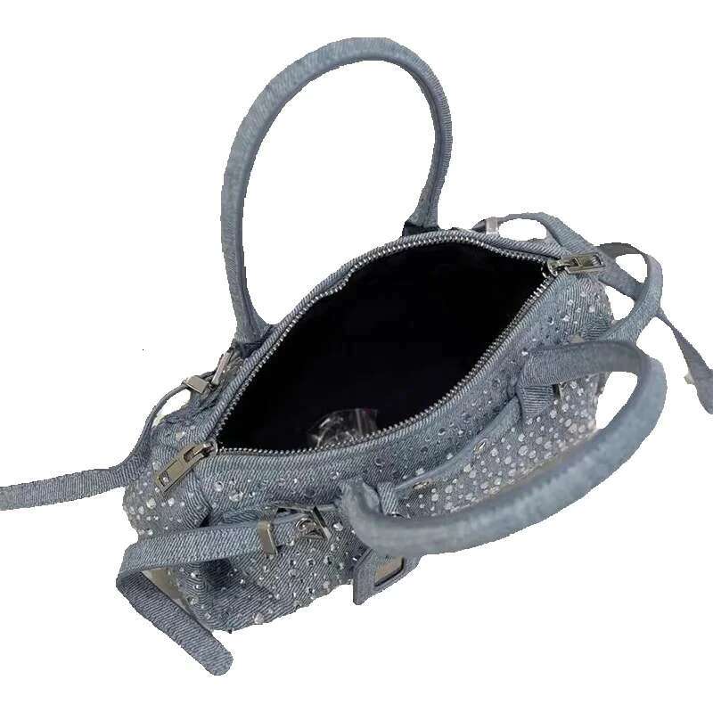 Dia Denim Brand Tote 2025 New Casual Versatile Long Belt Buckle Handbag Sier Chain High-End Korean Shoulder Bag