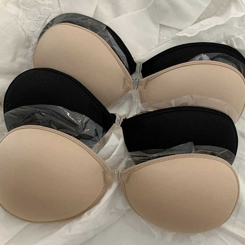 2025 new womens summer chest stickers enhance nude bras self-adhesive bras invisible coverage bras silicone pads sexy strapless brasXJ250324