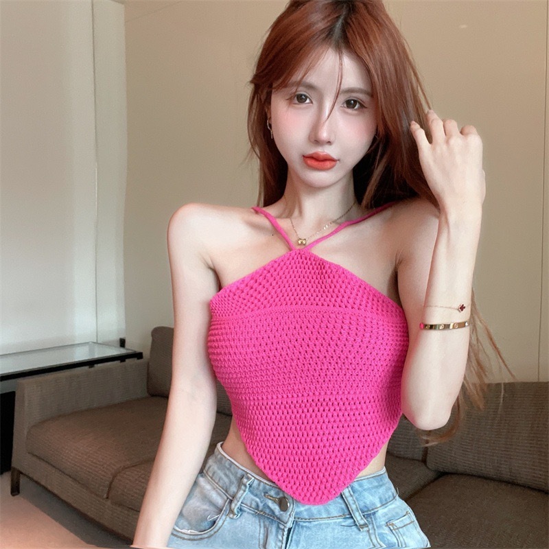2025 New Spicy Girl Hanging Neck Sexy Designer Small Vest Beach Outdoor Beautiful Vest Slim Fit Pure Desire To Wear Strapless Short Top