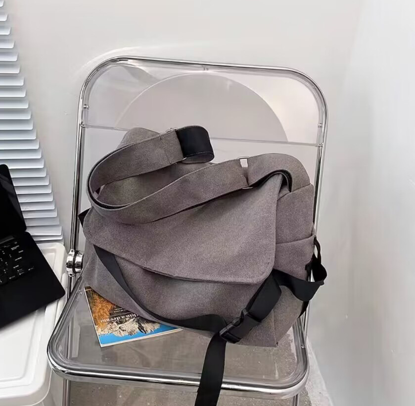 2025S Fashion Designer Korean Version Minimalist Ins Cool Canvas Men S And Women S Trendy Single Shoulder Crossbody Bag New Handbag
