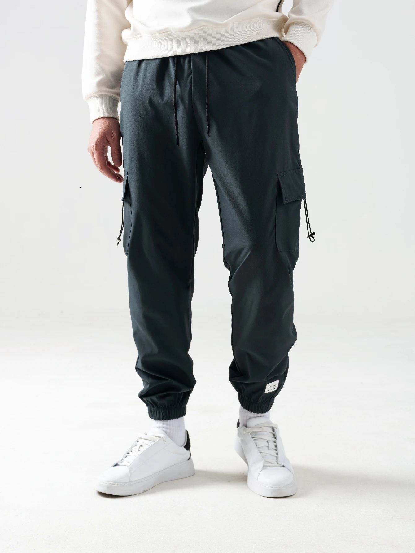 Commodity pants mens multi pocket camouflage sports street clothing casual plus size hiphop 250322