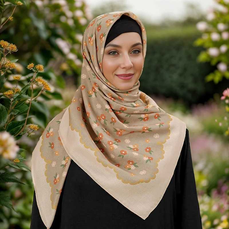45 Malaysia Tudung Bawal floral print headscarf high-end cotton soft fashion Muslim square scarf 110 * 110cm X250324