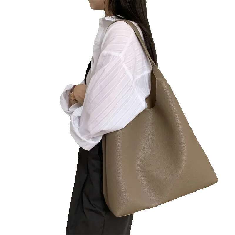 Tote Women's 2025 Fashion Popular Large Capacity Bucket Commuter Vintage Shoulder Designer Bag