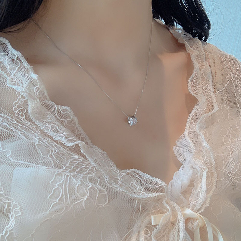 S925 silver single diamond necklace female Korean simple temperament flash diamond collarbone chain fashion pendant gift