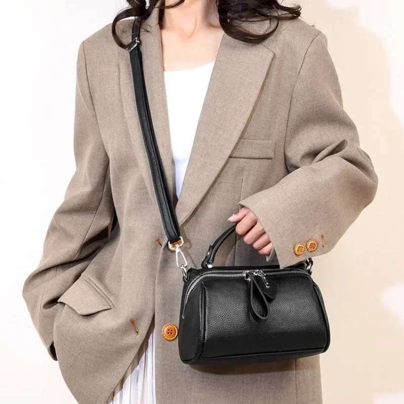 New Solid Elegant Ladies Shoulder Bags 2025 High Quality Casual Sweet Handbag First Layer Cowhide Retro Crossbody Bag