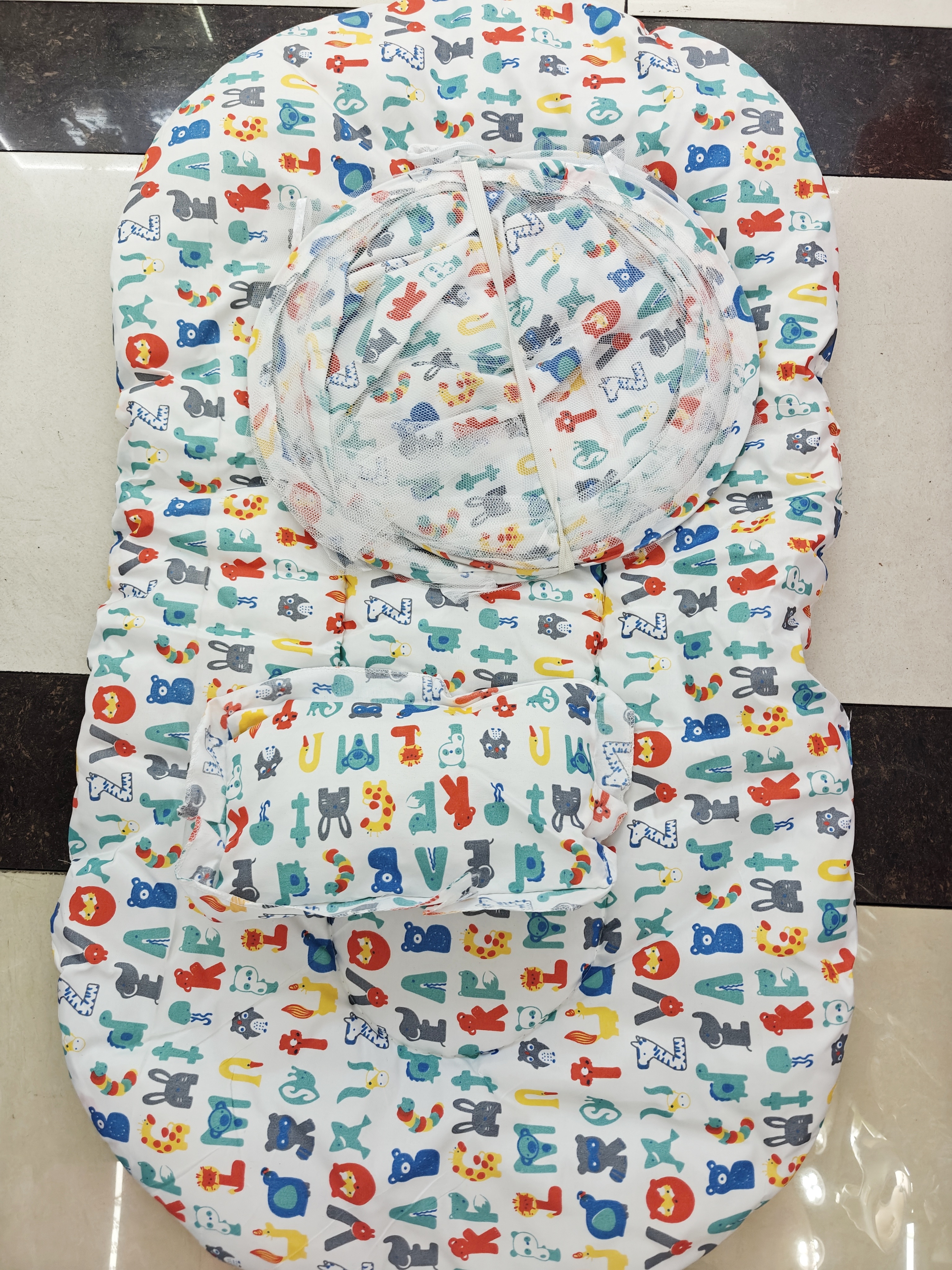 Jiaobao English Three Piece Baby Mosquito Net Set