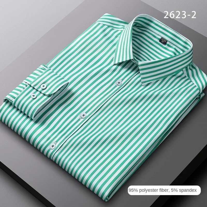 The new elastic vertical stripe can be a long sleeping mens shirt in all seasons slim non ironing wrinkle resistant shirt X250324