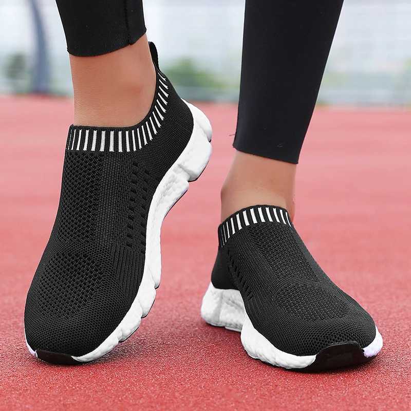 Womens e-type mesh shoes with multi-color design can be customized for breathable comfortable lightweight and casual walking shoesXJ250324