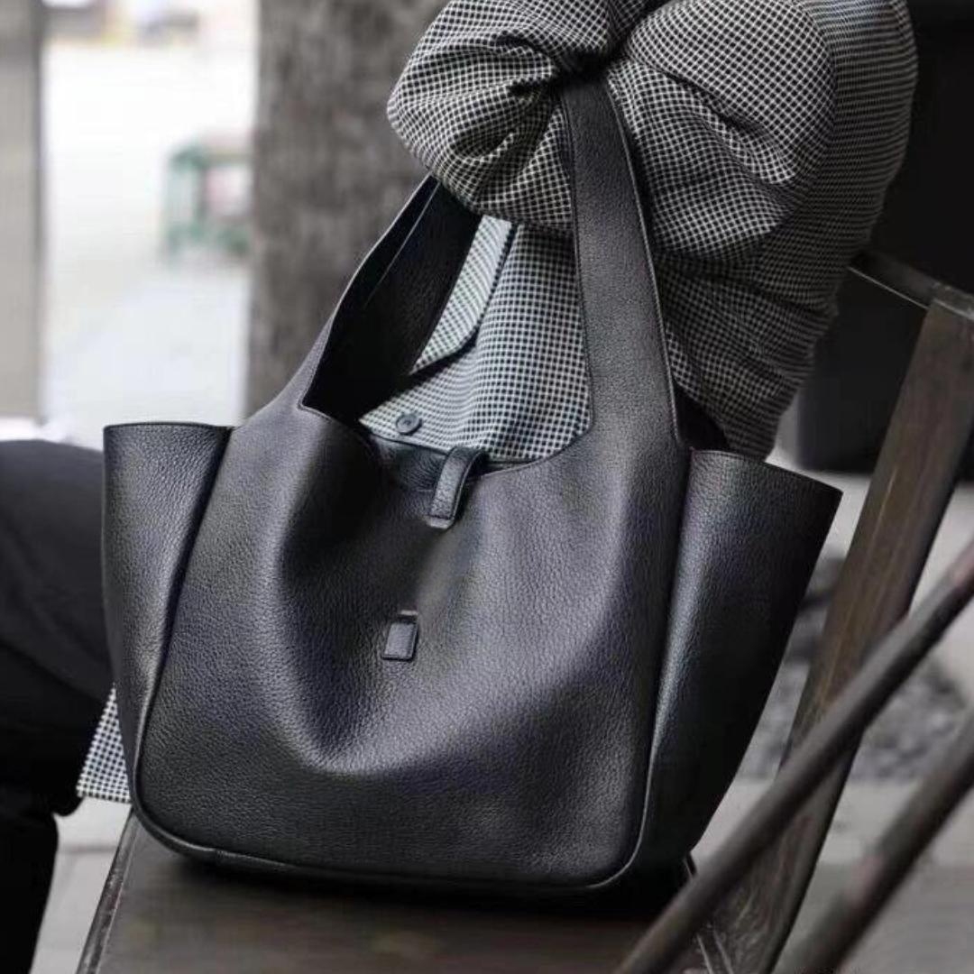 BEA Tote Designer Bag Grained Leather Totes Women Handbag Shoulder Large Purse Travel Shopping Bags
