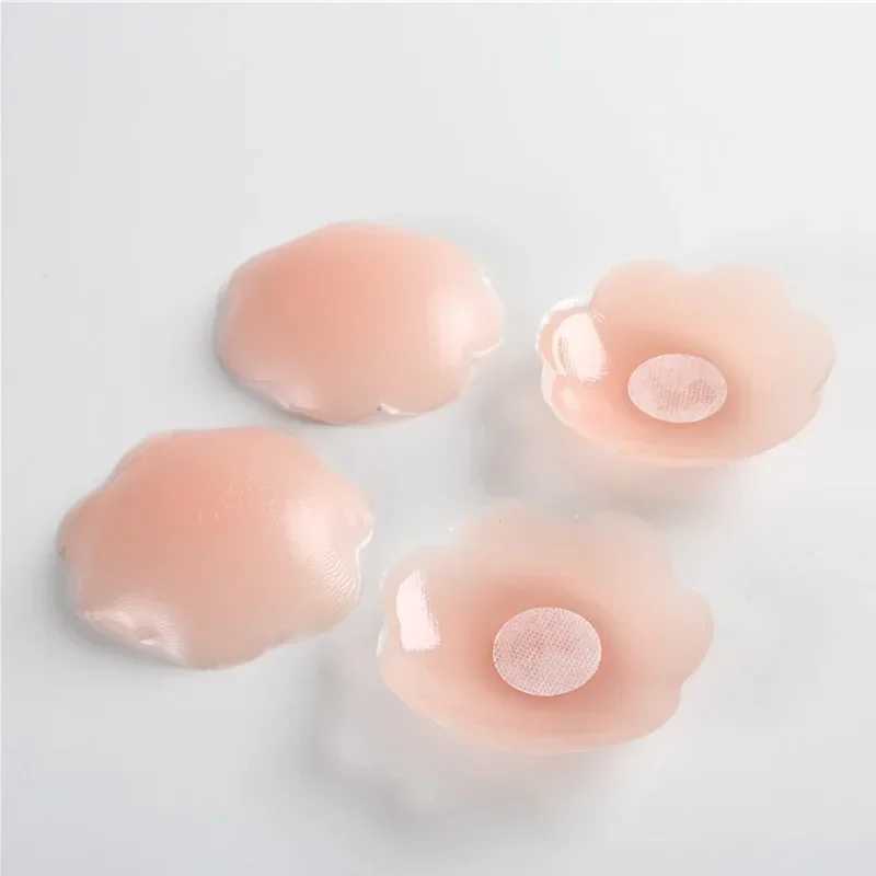 1 pair of silicone Nipple covers reusable lift invisible stickers bra filling stickers breast tape female breast stickersXJ250324