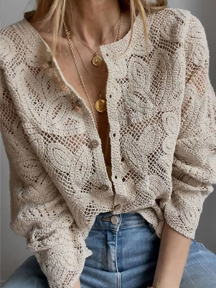 Elegant beige casual hollow shirt womens retro hook floral lace long sleeved button up shirt French top shirt 250318